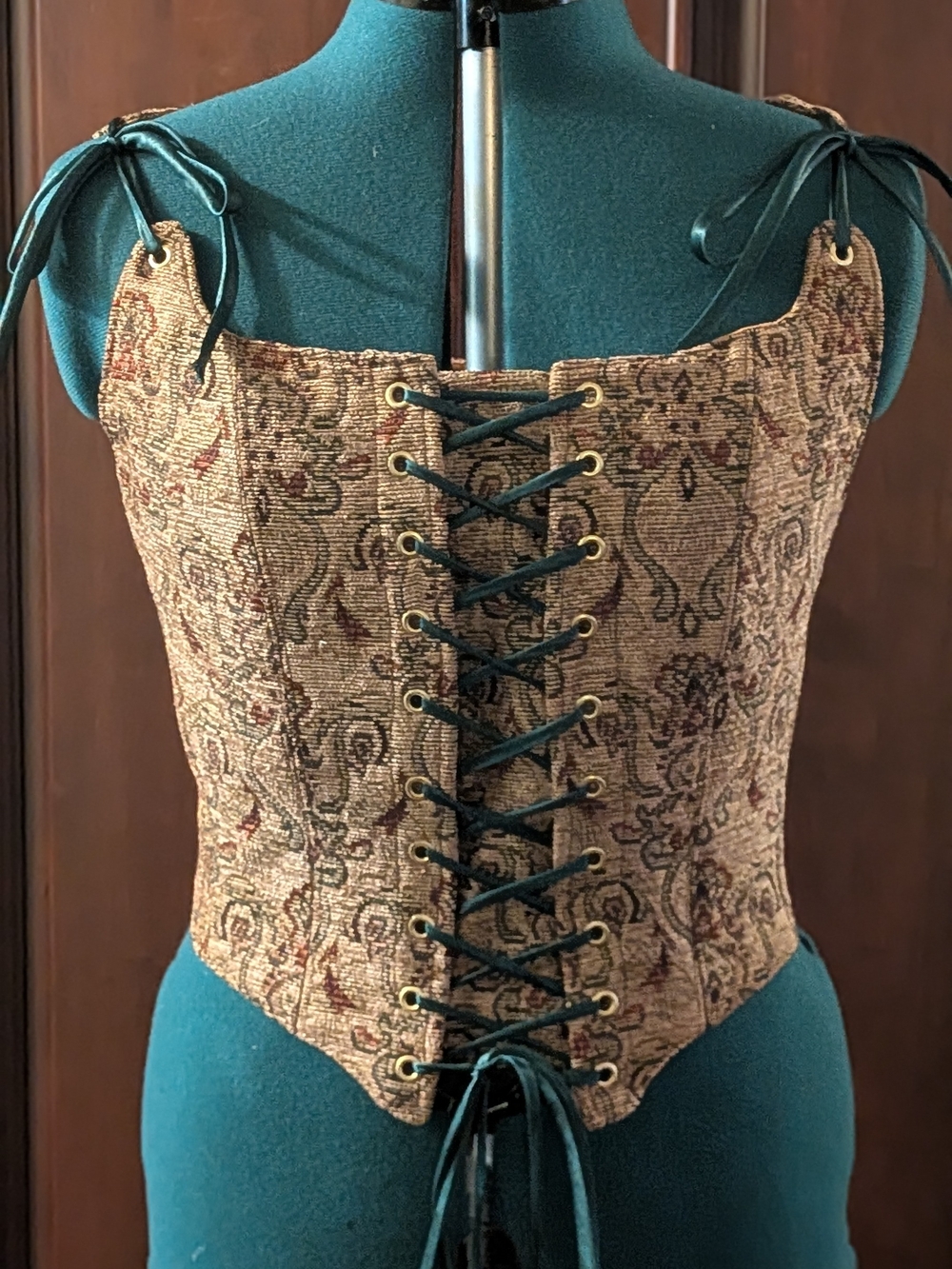 Renfaire Inspired Corset/Boned Bodice
